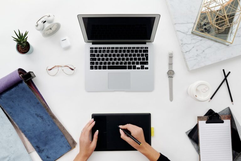 Why Bold, Minimalist Web Design Wins in 2025